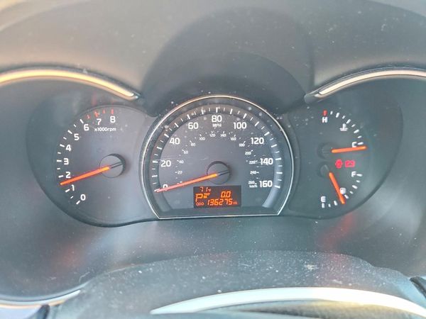 2014 KIA SORENTO Base/ LX