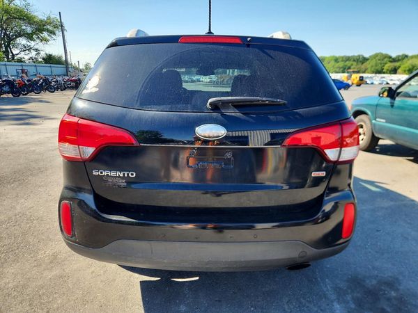 2014 KIA SORENTO Base/ LX