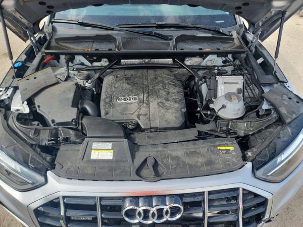 2022 AUDI Q5