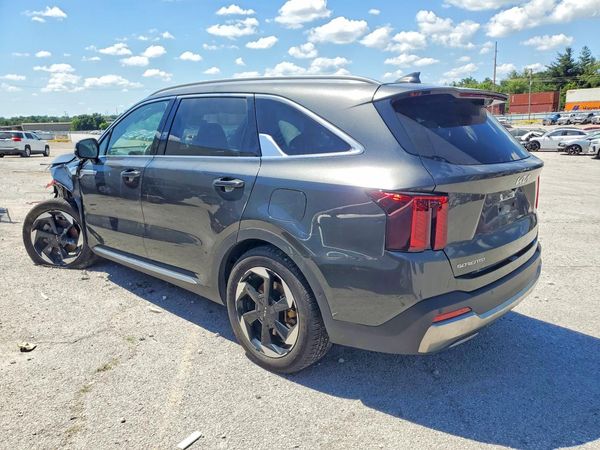 2025 KIA SORENTO