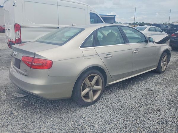 2014 AUDI A4 quattro Premium