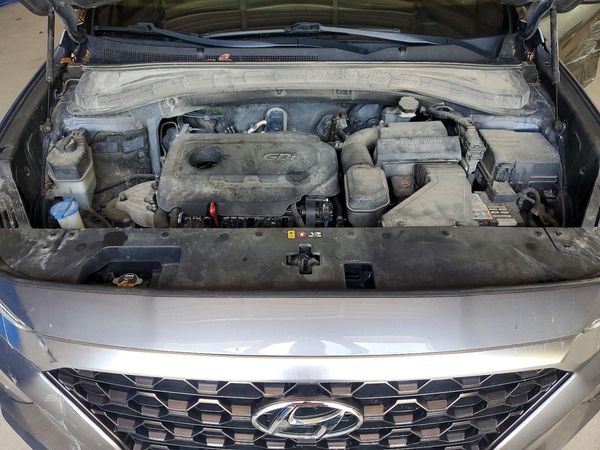 2019 HYUNDAI SANTA FE SE