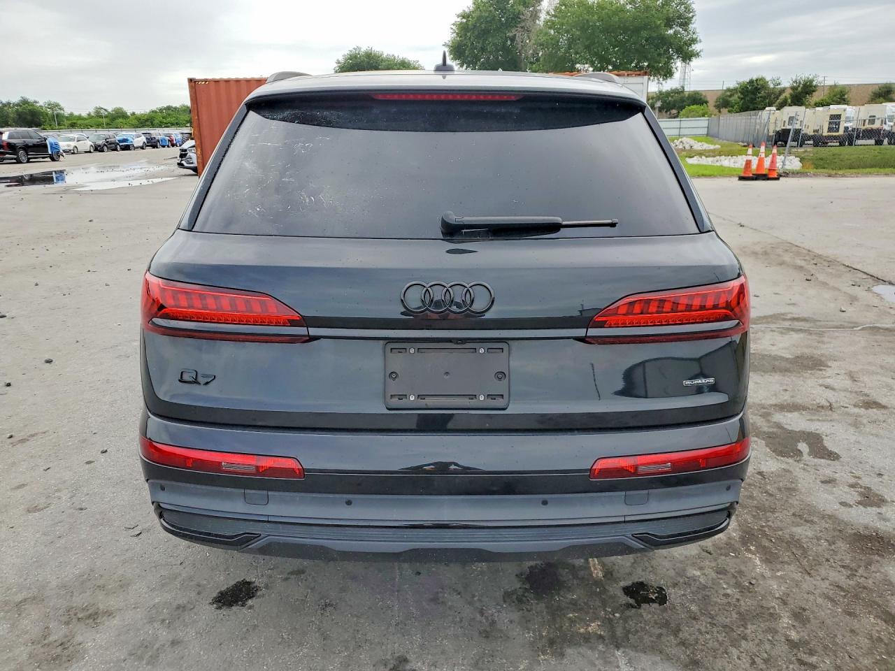 2023 AUDI Q7 quattro Prestige