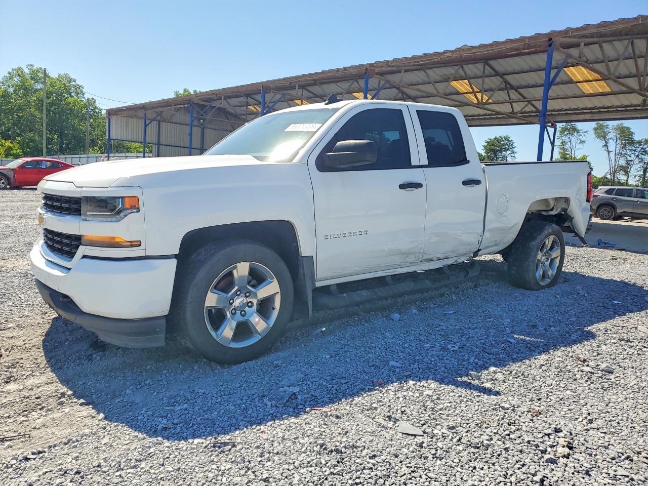 2019 CHEVROLET SILVERADO Custom — Front 3/4