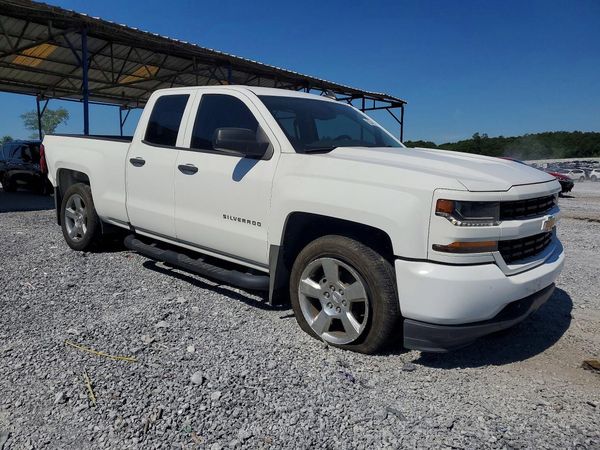 2019 CHEVROLET SILVERADO Custom — Passenger 3/4