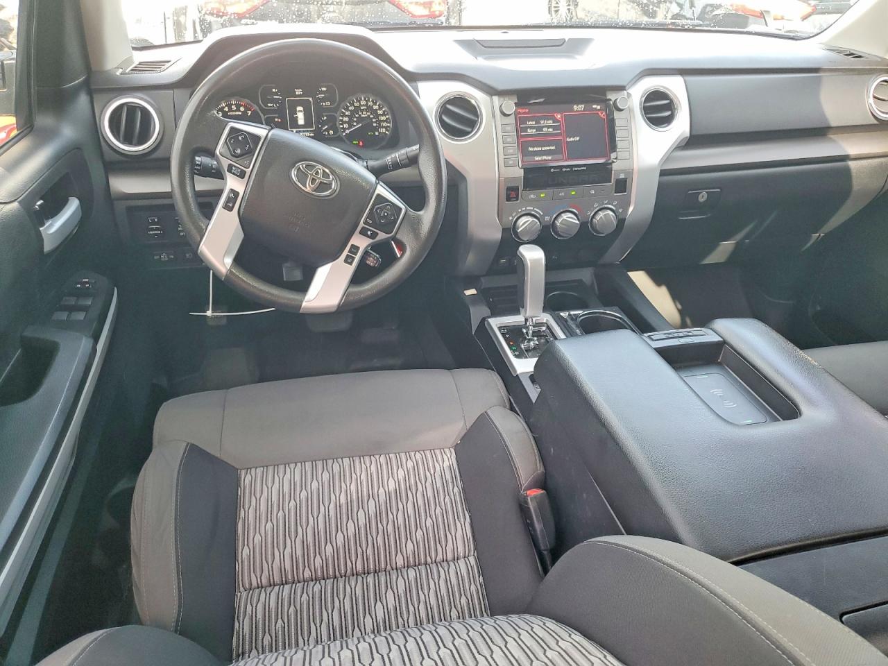 2021 TOYOTA TUNDRA SR5 grade