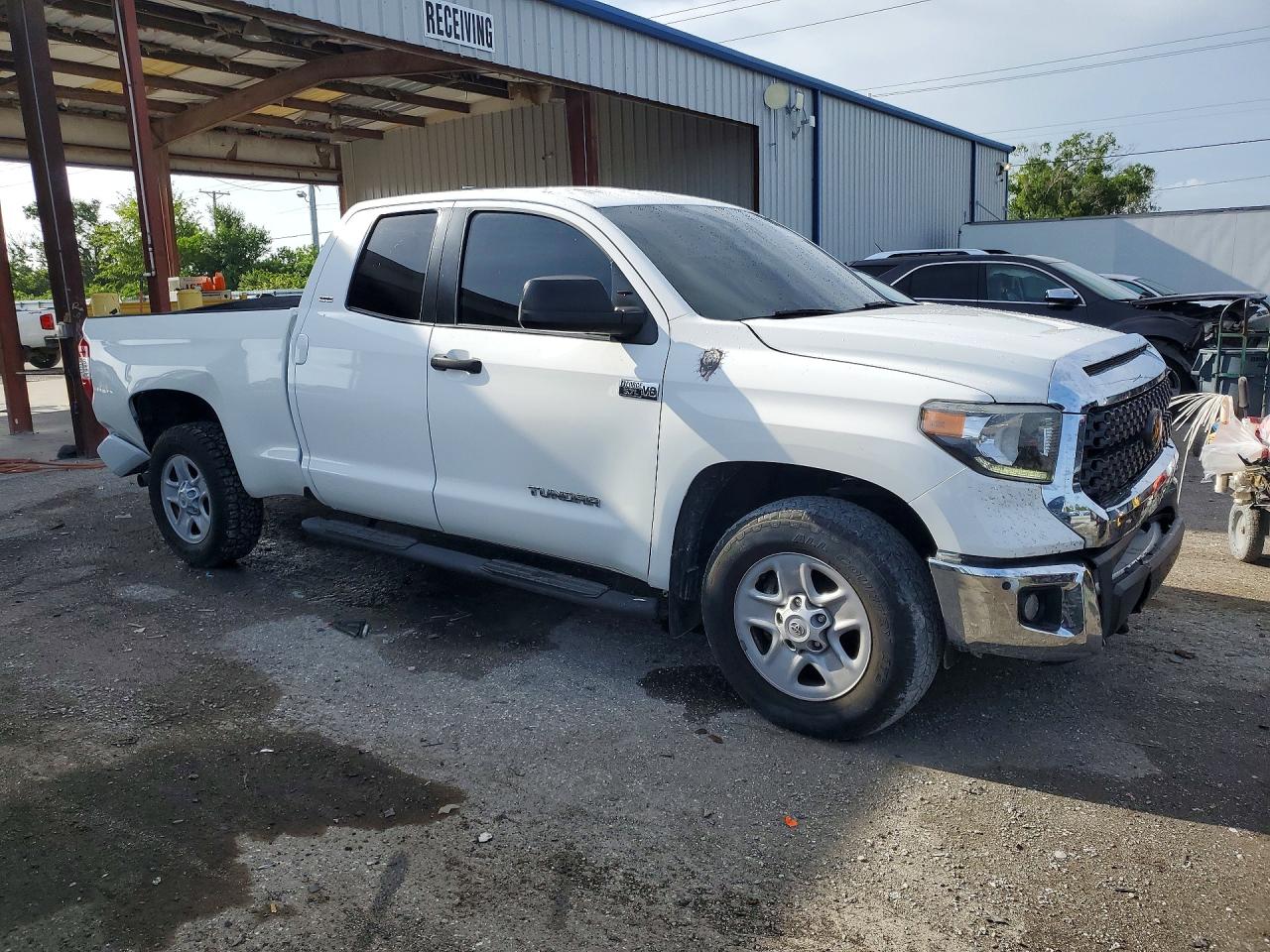2021 TOYOTA TUNDRA SR5 grade