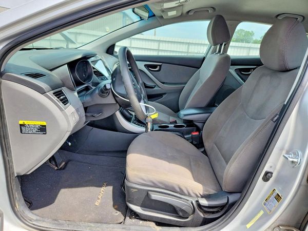 2015 HYUNDAI ELANTRA GLS(Middle)