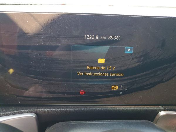 2023 MERCEDES-BENZ GLB GLB250
