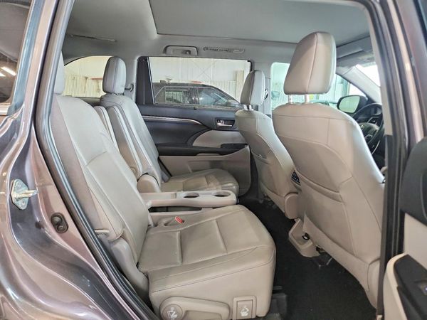 2019 TOYOTA HIGHLANDER Ltd/Ltd Platinum