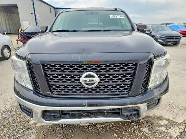 2019 NISSAN TITAN