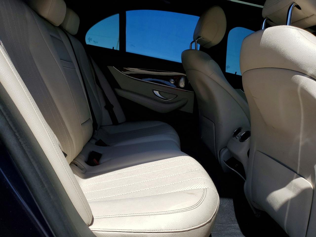 2017 MERCEDES-BENZ E E300-4M