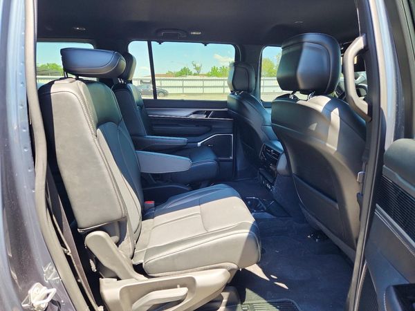 2025 JEEP WAGONEER Series II