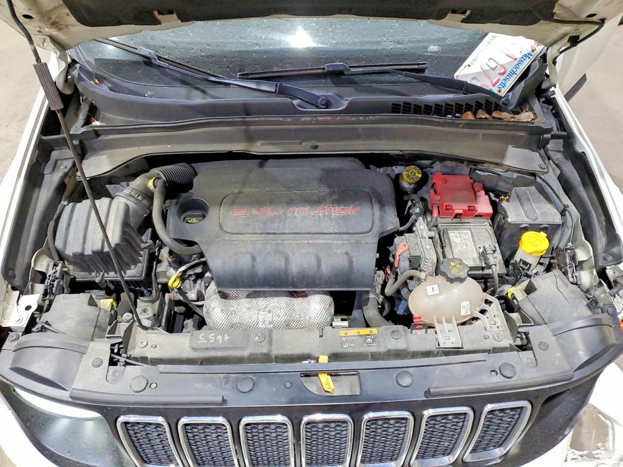 2019 JEEP RENEGADE LATITUDE 4X4