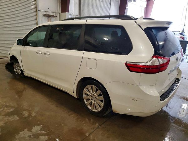 2015 TOYOTA SIENNA