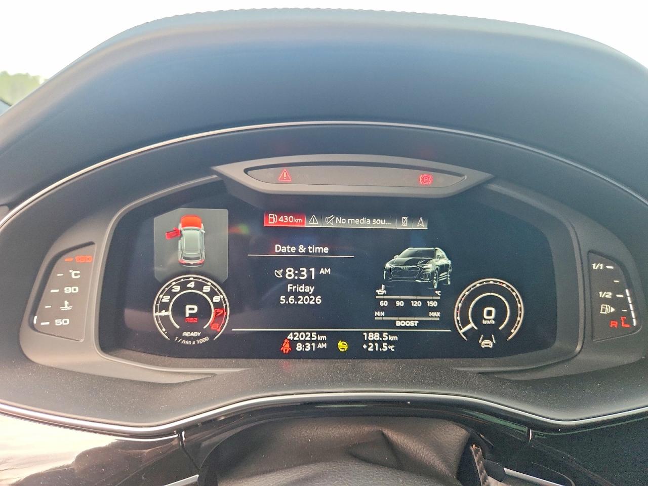 2023 AUDI RS Q8 quattro