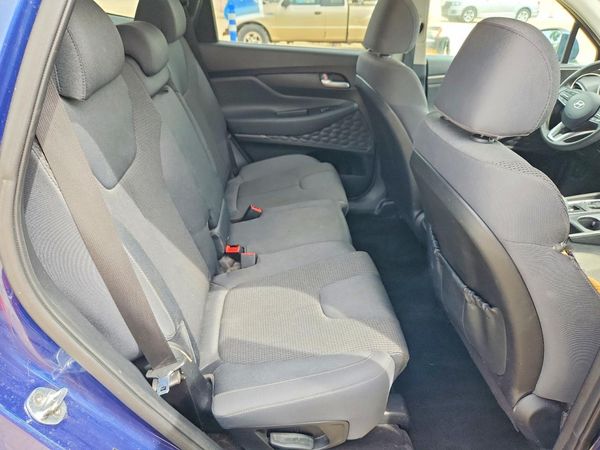 2019 HYUNDAI SANTA FE SE