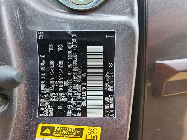 2017 TOYOTA HIGHLANDER LE/LE Plus
