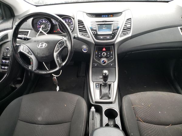 2016 HYUNDAI ELANTRA