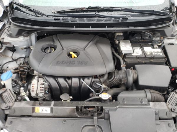 2016 HYUNDAI ELANTRA