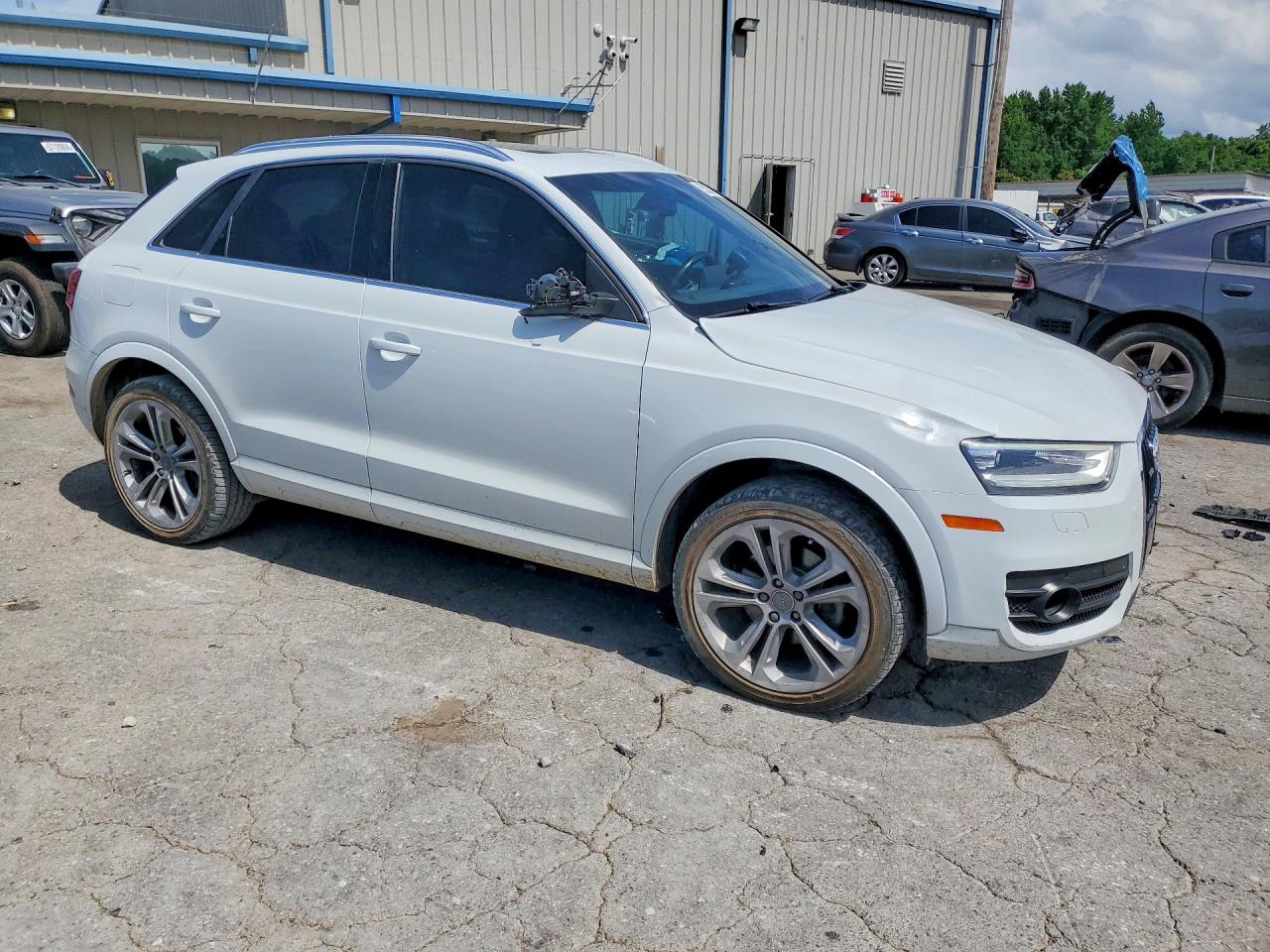 2015 AUDI Q3 quattro Prestige