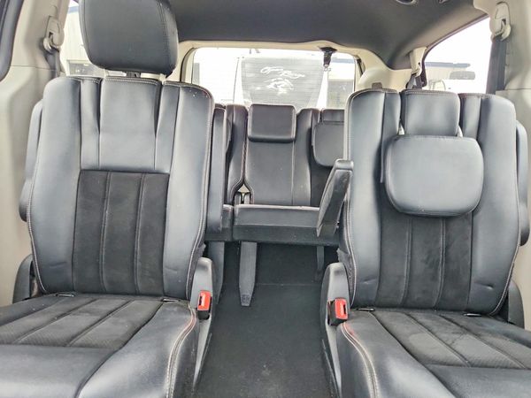 2017 DODGE GRAND CARAVAN SXT — SUVN