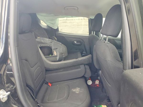 2020 JEEP RENEGADE LATITUDE 4X4