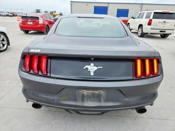 2017 FORD MUSTANG V6 Coupe