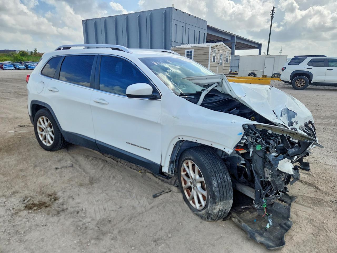 2016 JEEP CHEROKEE LATITUDE FWD