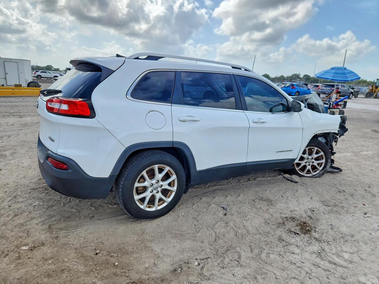 2016 JEEP CHEROKEE LATITUDE FWD