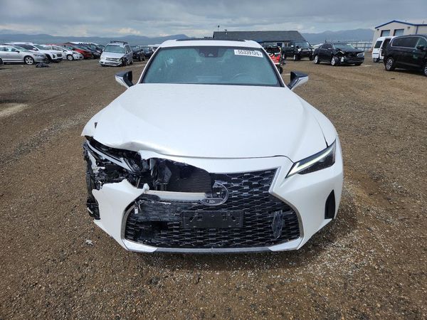 2021 LEXUS IS 300 Comfort