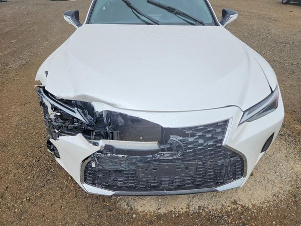 2021 LEXUS IS 300 Comfort