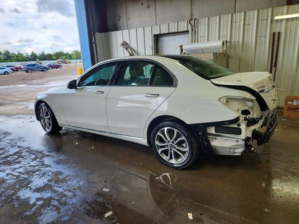 2017 MERCEDES-BENZ C C300-4M