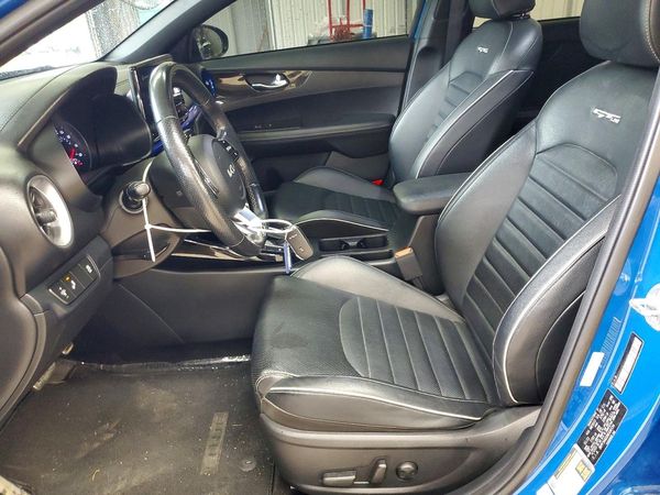 2022 KIA FORTE GT Line