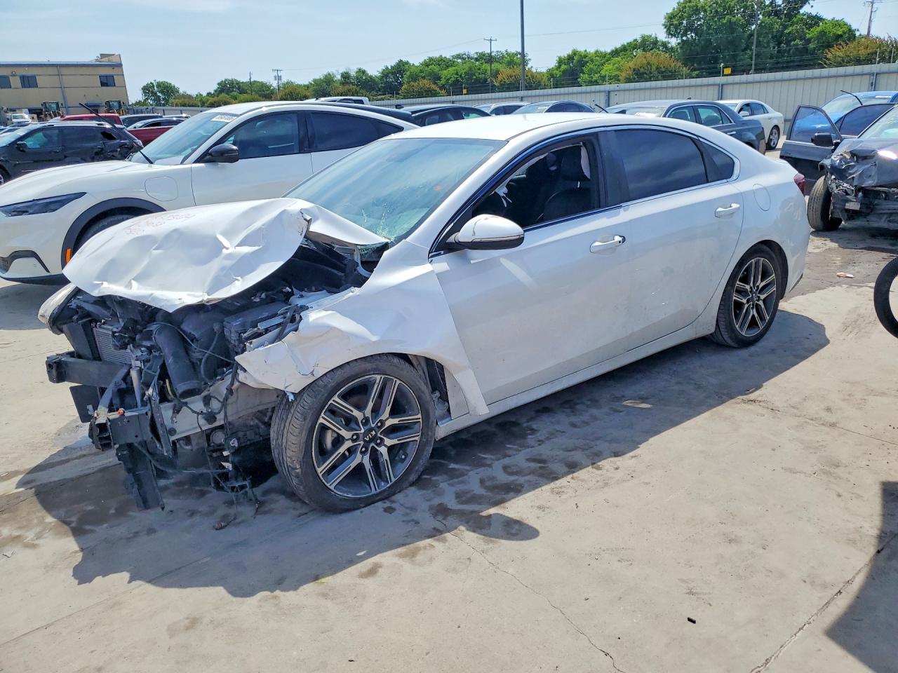 2019 KIA FORTE EX