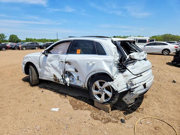 2019 AUDI Q3