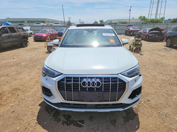 2019 AUDI Q3