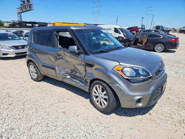 2013 KIA SOUL