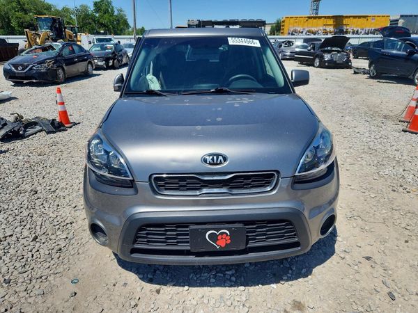 2013 KIA SOUL