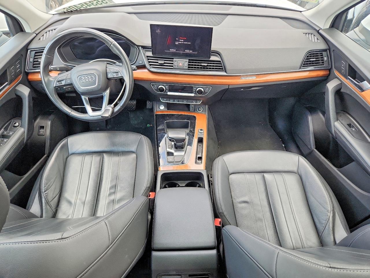 2021 AUDI Q5 quattro Premium Plus