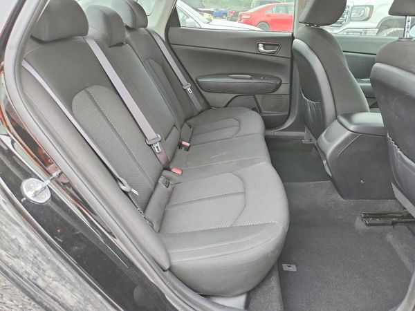 2017 KIA OPTIMA Hybrid Base