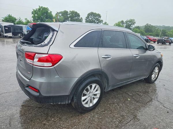 2018 KIA SORENTO L, LX