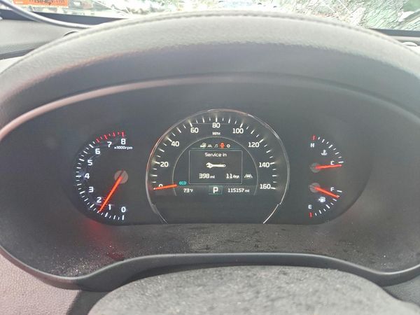 2018 KIA SORENTO L, LX