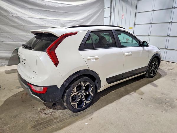 2024 KIA NIRO EX