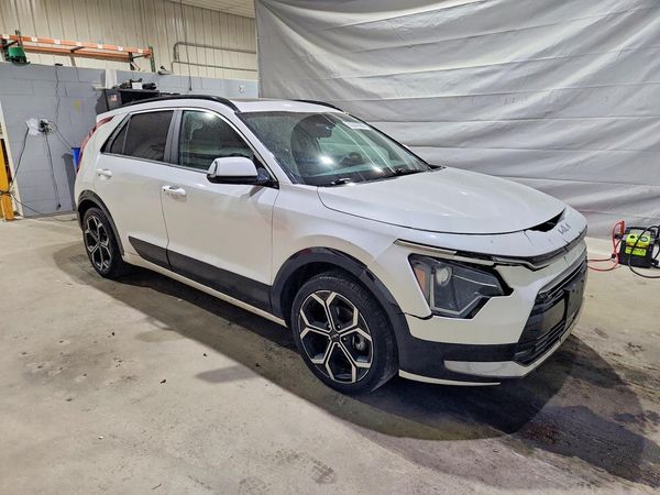 2024 KIA NIRO EX