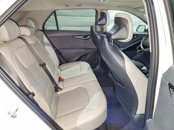 2024 KIA NIRO EX