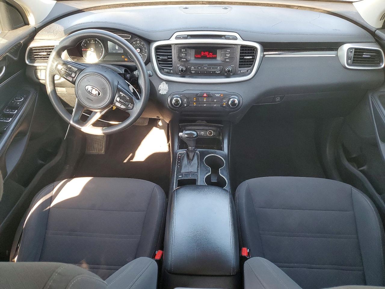 2016 KIA SORENTO L / LX