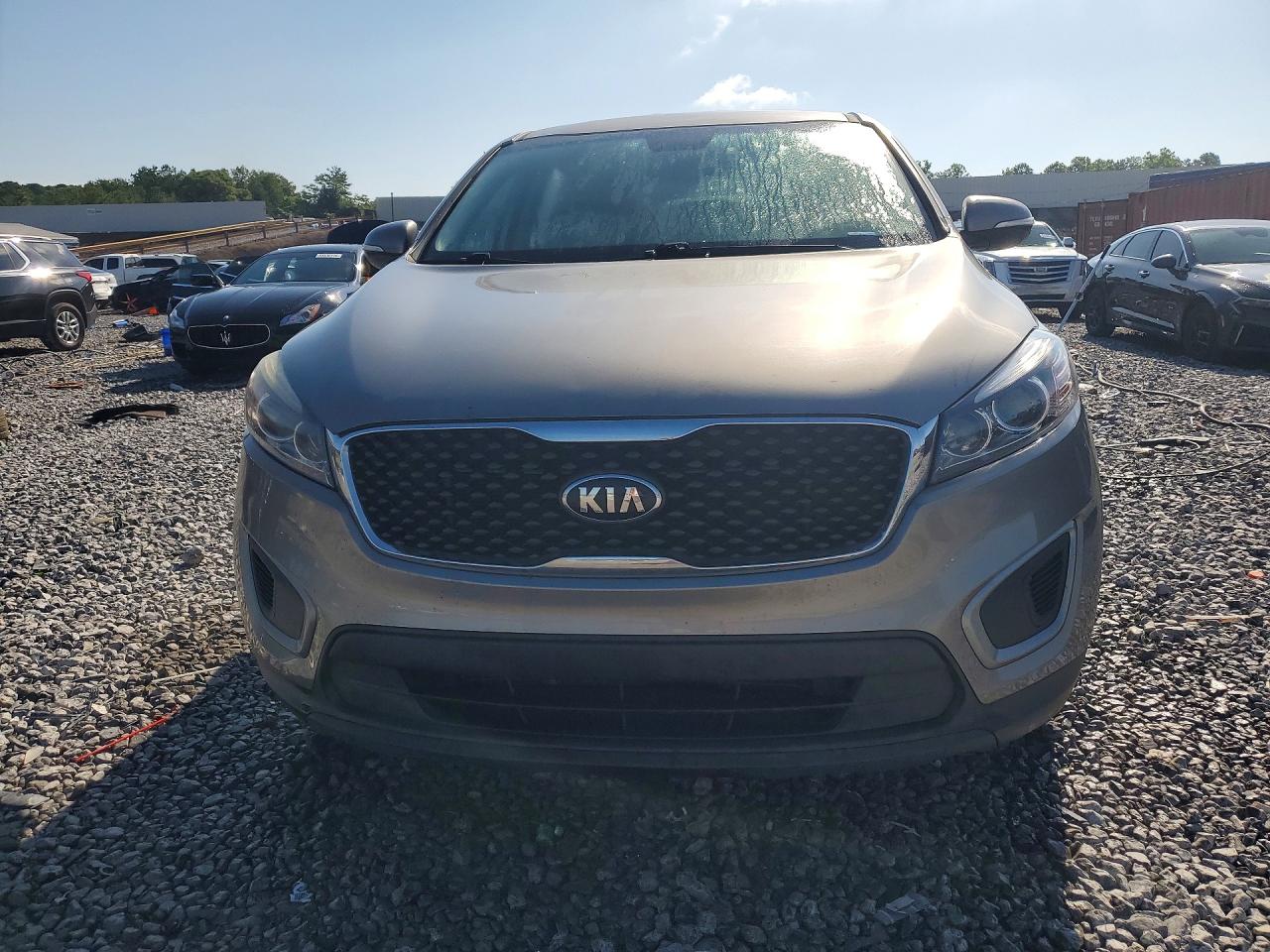 2016 KIA SORENTO L / LX