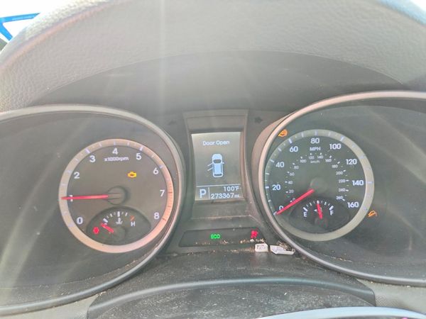 2015 HYUNDAI SANTA FE SPORT GL