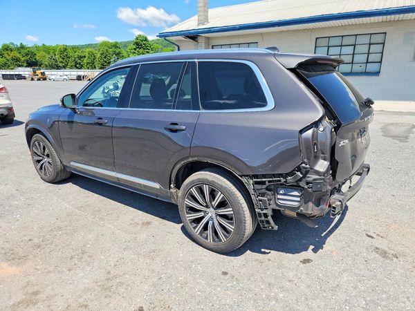 2024 VOLVO XC90